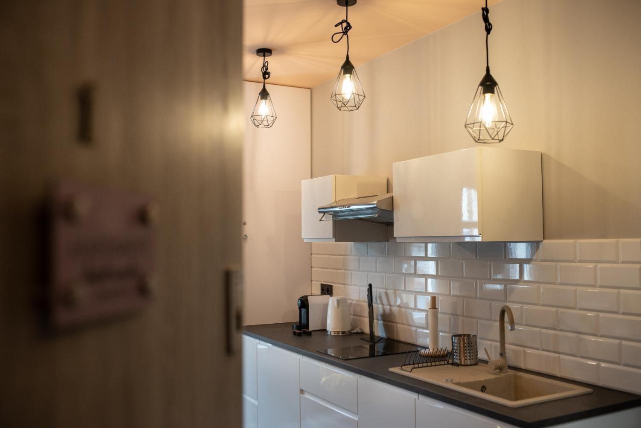 Apartament Antresola Fabryczna 지엘로나구라 외부 사진